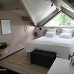 Au Bord Du Vieux Moulin * Mérignac
