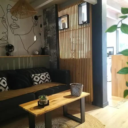 Au Bord Du Vieux Moulin - Pres De Bordeaux Merignac (Gironde)