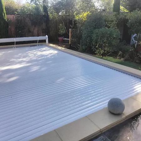 Au Bord Du Vieux Moulin - Pres De Bordeaux *