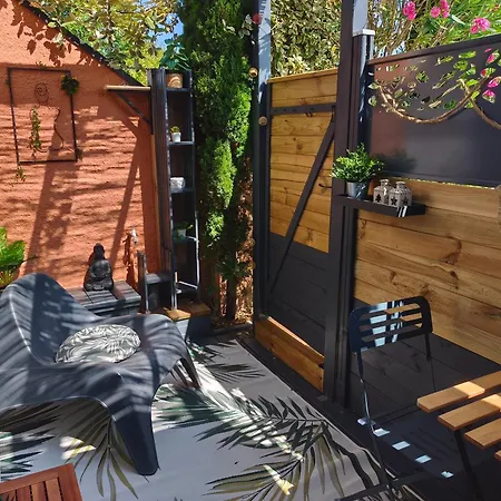Au Bord Du Vieux Moulin - Pres De Bordeaux アパート