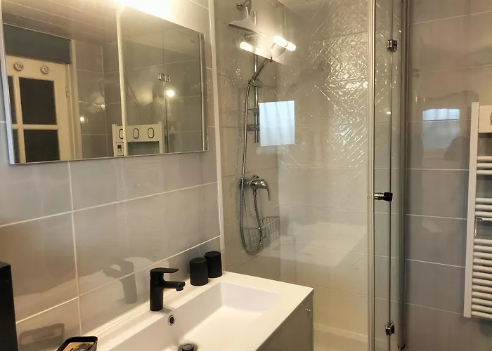 Au Bord Du Vieux Moulin - Pres De Bordeaux