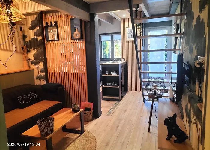 Au Bord Du Vieux Moulin - Pres De Bordeaux *